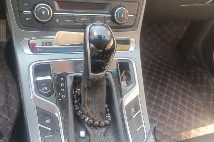 GEELY Emgrand 2020 #14 GEELY Emgrand 2020 immagine di auto #14