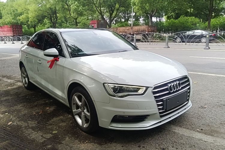 Audi A3 2015 car image #4