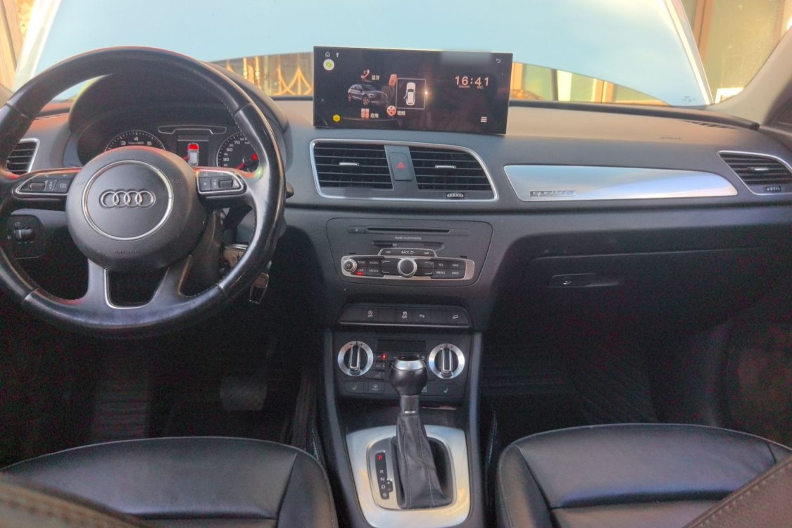 Audi Q3 2015 #21 Audi Q3 2015 car image #21