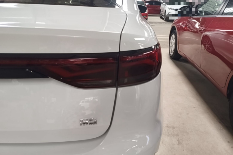GEELY Emgrand 2022 car image #8