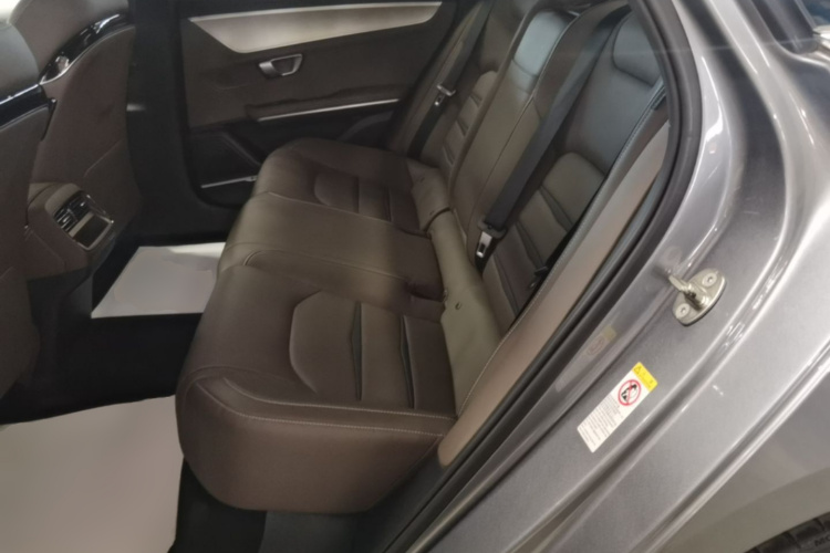 BYD Han 2022 car image #13