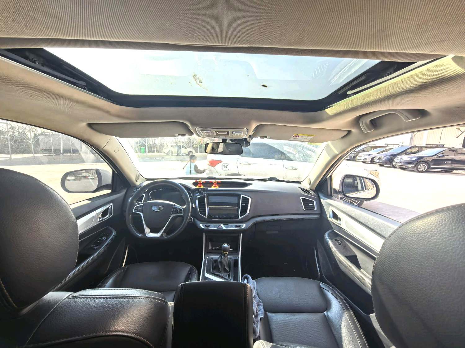 GEELY Vision X6 2019 car image #2