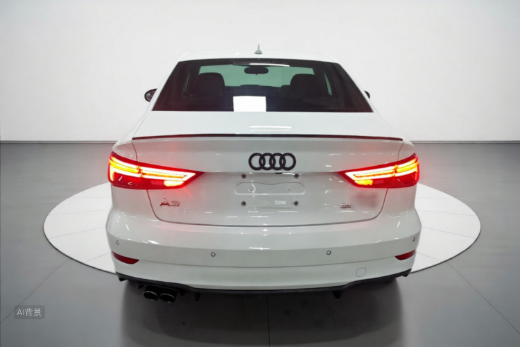 Audi A3 2018 car image #6