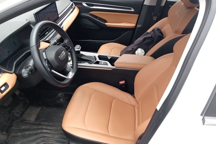 GEELY Emgrand 2024 #17 GEELY Emgrand 2024 car image #17
