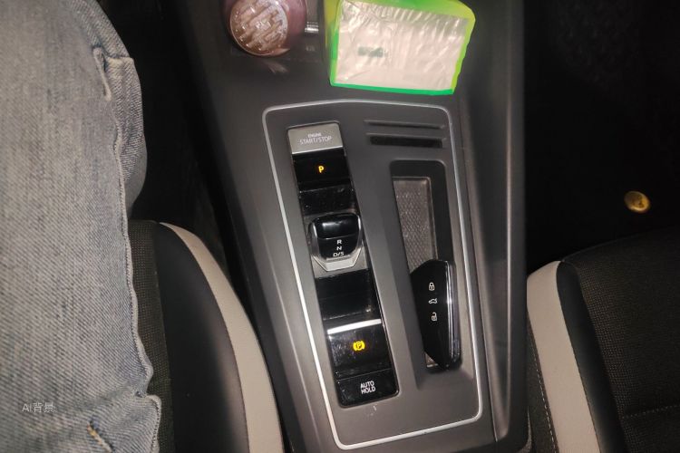 Volkswagen Golf 2021 imagen de coche #16