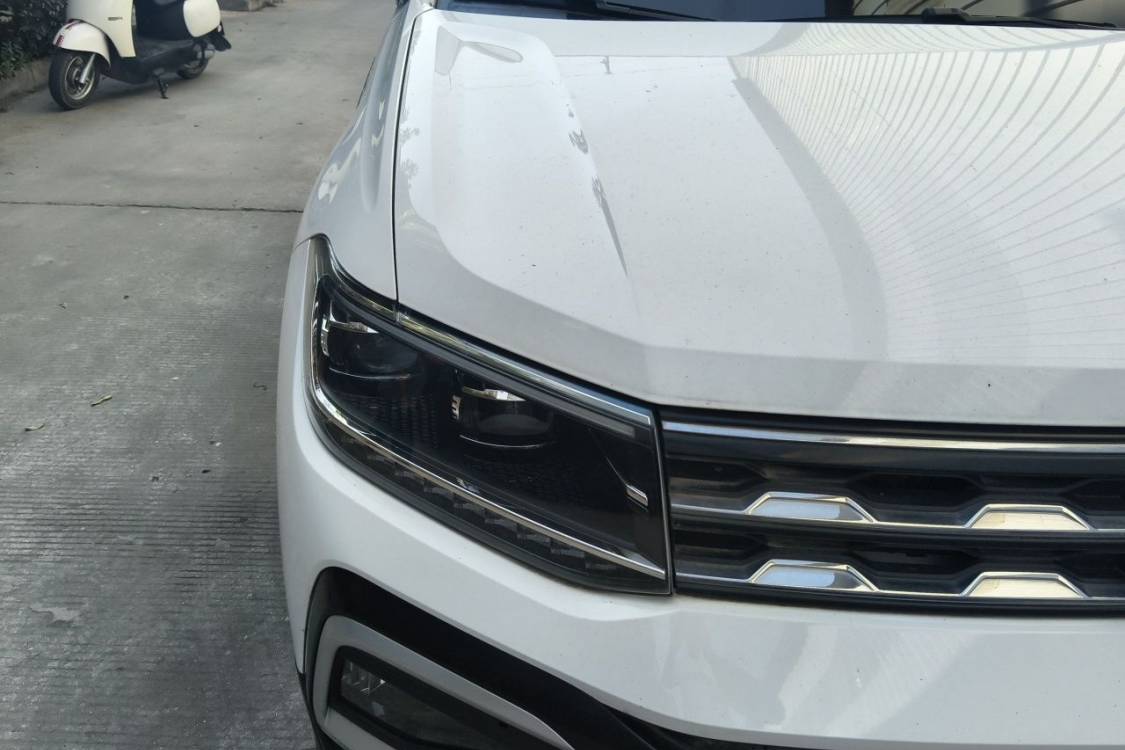 Volkswagen T-Cross 2020 car image #7