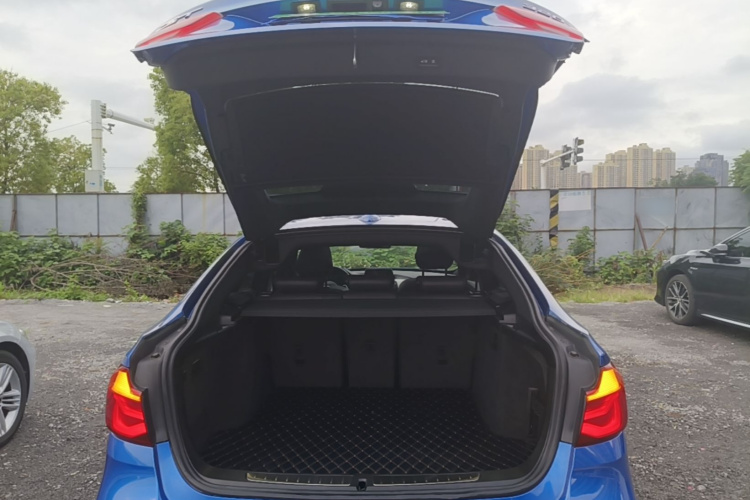 BMW 3 Series GT 2019 car image #19