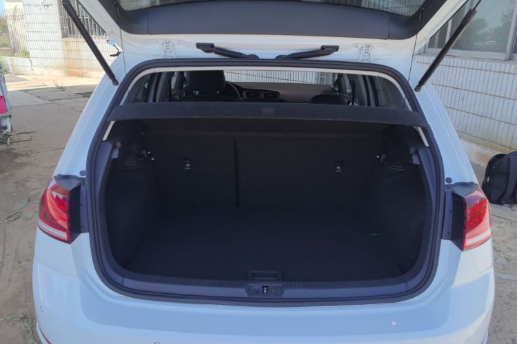 Volkswagen Golf 2018 #19 Volkswagen Golf 2018 car image #19