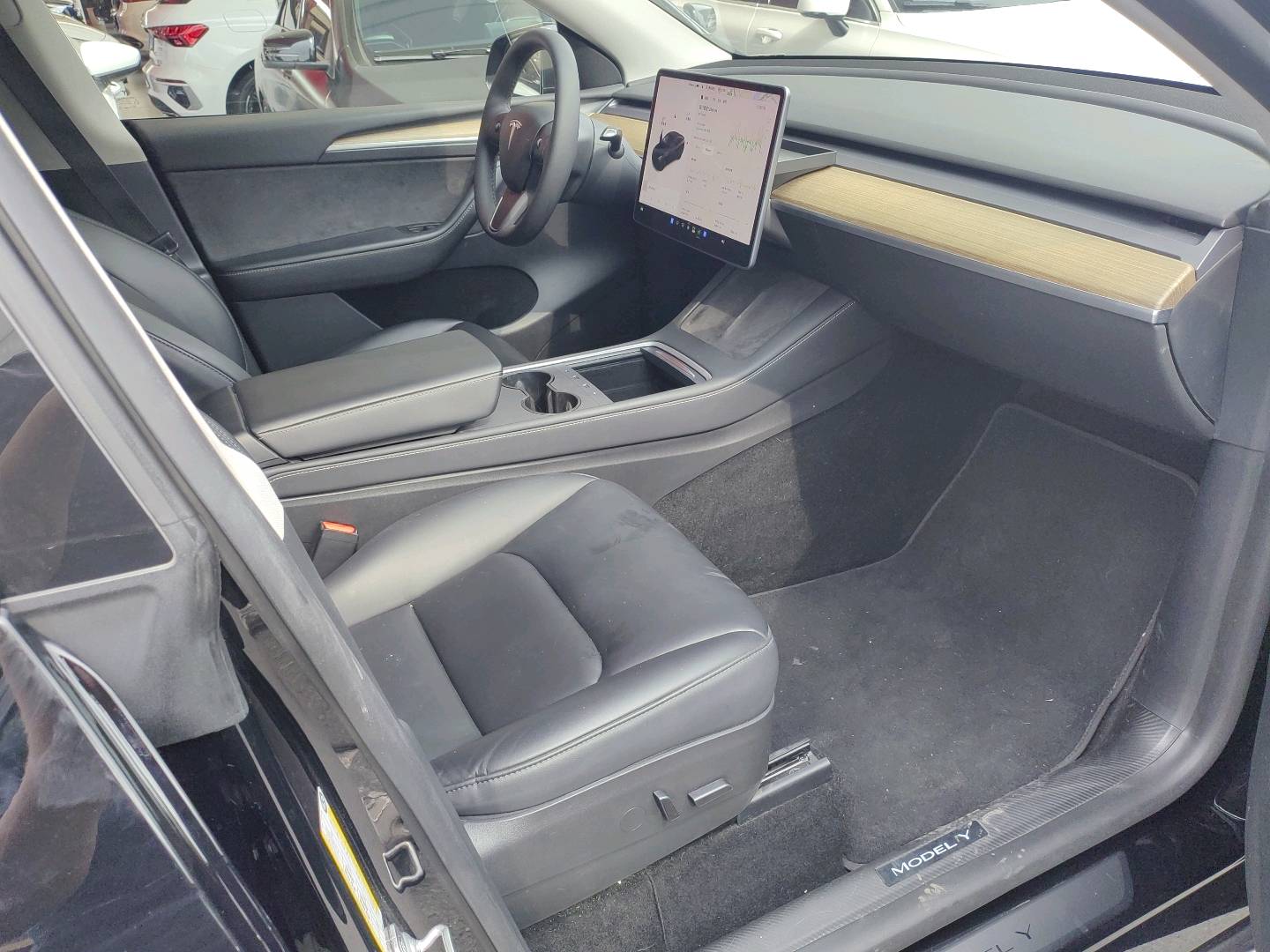 Tesla Model Y 2021 imagen de coche #10