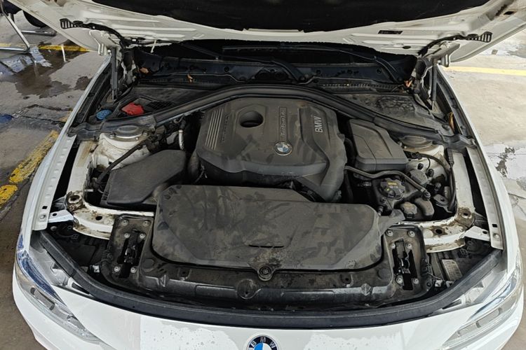 BMW 3 Series 2018 #22 BMW 3 Series 2018 car image #22