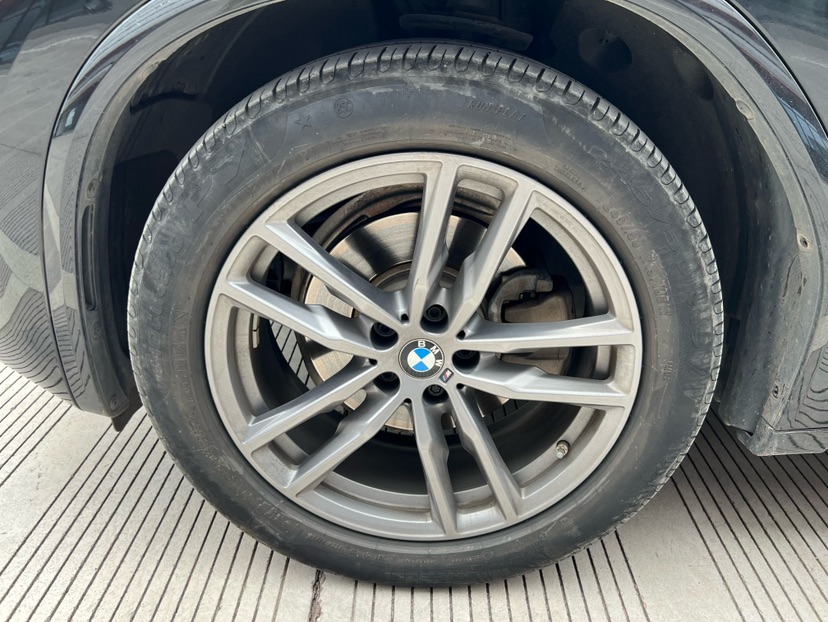 BMW X3 2021 car image #14