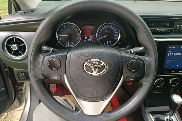 Toyota Corolla 2019 #11 Toyota Corolla 2019 car image #11