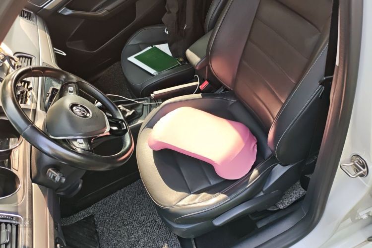 Volkswagen Lavida 2018 car image #17