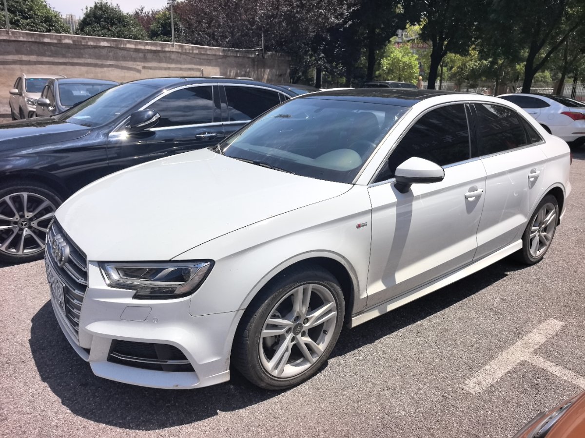 Audi A3 2020 car image #2