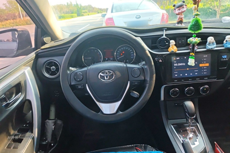 Toyota Corolla 2018 car image #12