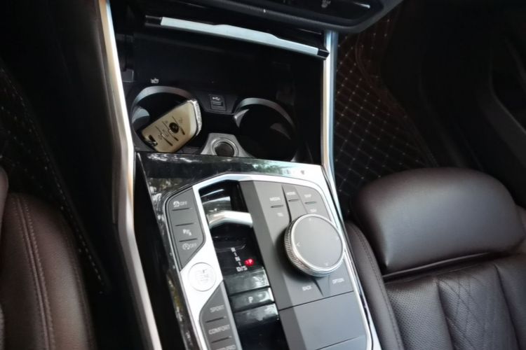 BMW 3 Series 2023 #14 BMW 3 Series 2023 imagen de coche #14