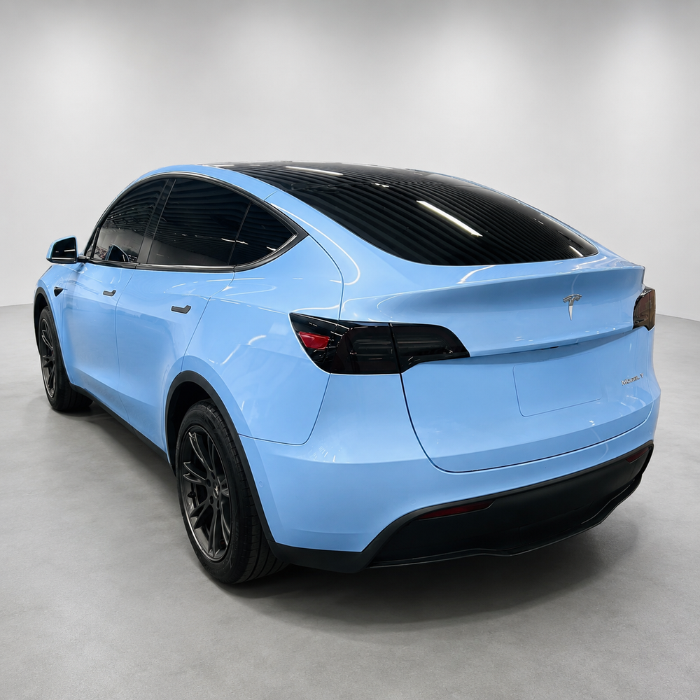 Tesla Model Y 2023 car image #4