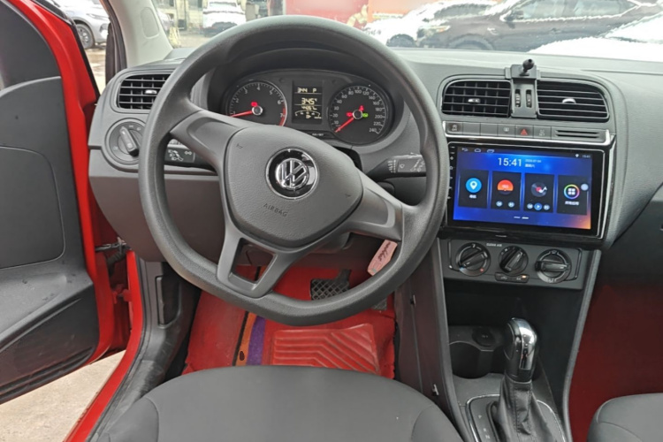 Volkswagen Polo 2019 #11 Volkswagen Polo 2019 car image #11