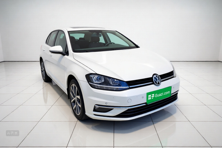 Volkswagen Golf 2020 car image #4