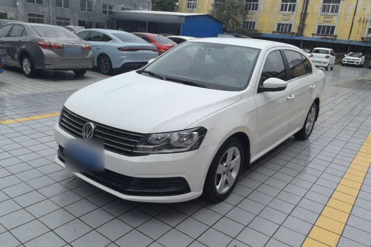 Volkswagen Lavida 2017 car image #2
