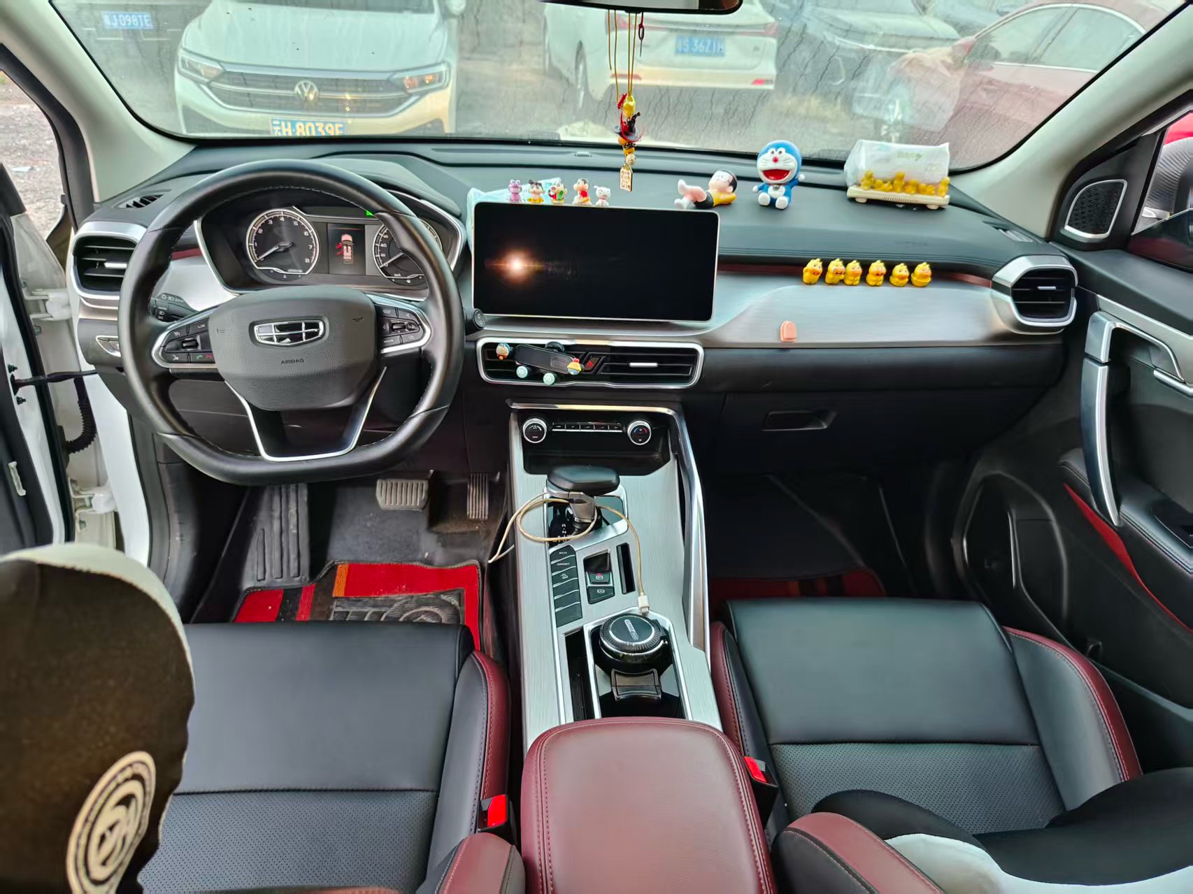 GEELY Coolray 2021 car image #4