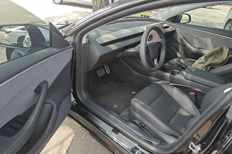 Tesla Model 3 2023 #16 Tesla Model 3 2023 car image #16