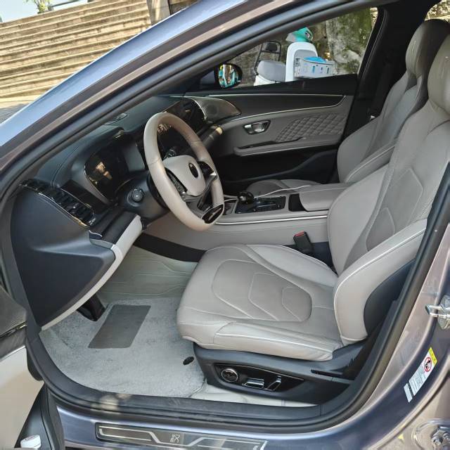 BYD Han 2024 image de voiture #6