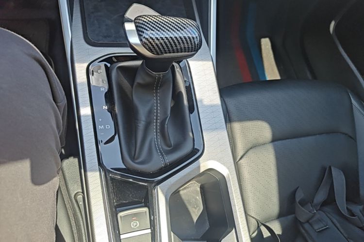GEELY Emgrand 2024 #14 GEELY Emgrand 2024 image de voiture #14