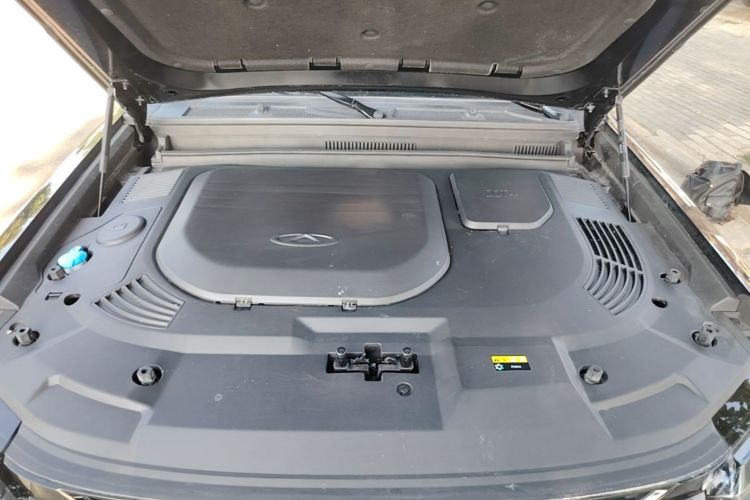 Jetour Traveller 2023 car image #22