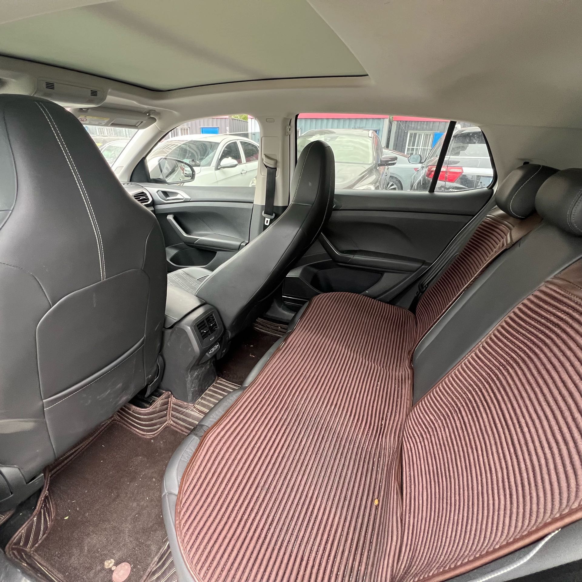 Volkswagen T-Cross 2020 #5 Volkswagen T-Cross 2020 car image #5