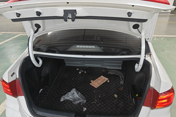 Volkswagen Santana 2019 #19 Volkswagen Santana 2019 immagine di auto #19