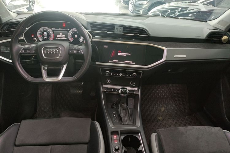 Audi Q3 2023 #10 Audi Q3 2023 car image #10