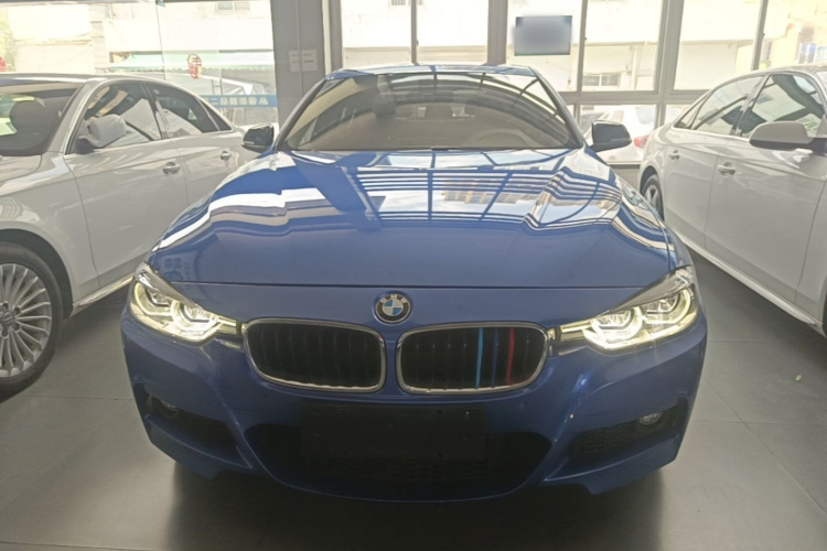 BMW 3 Series 2018 #3 BMW 3 Series 2018 car image #3