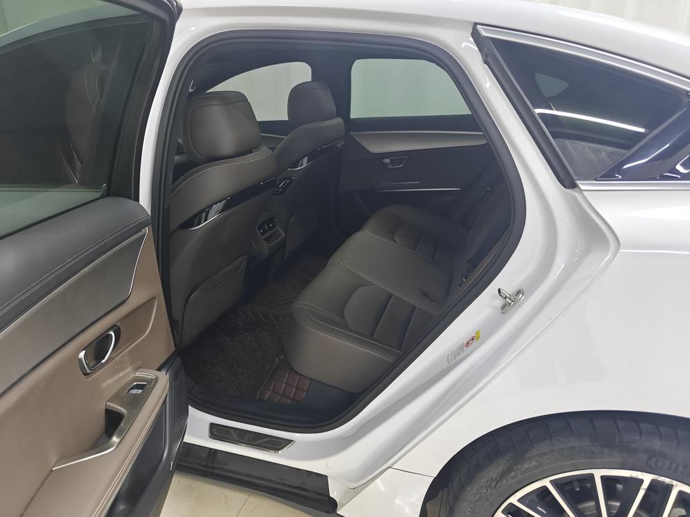 BYD Han 2021 car image #18
