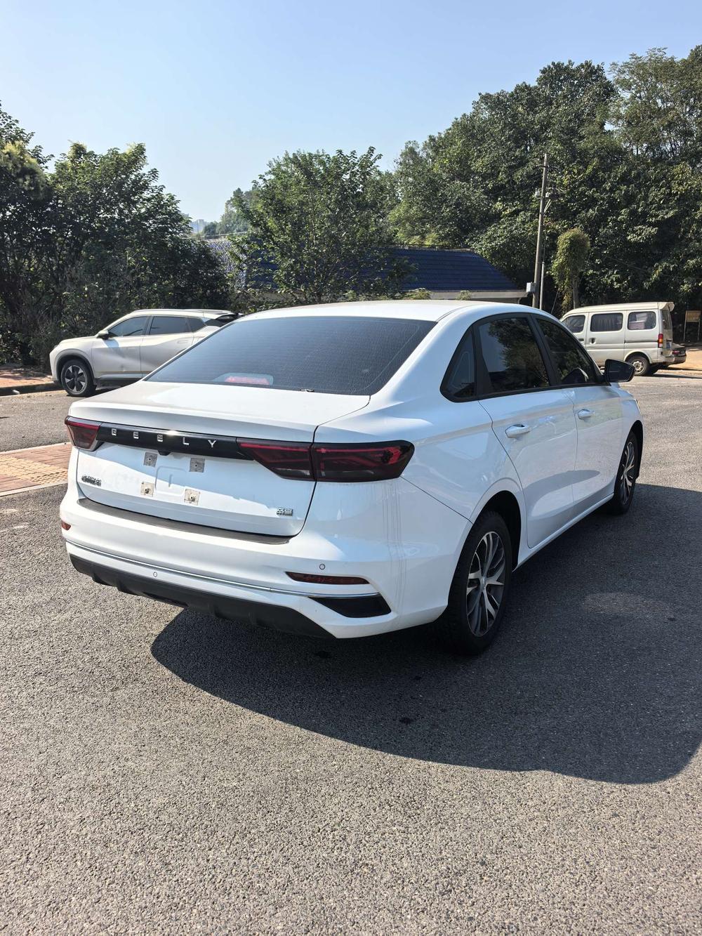 GEELY Emgrand 2023 car image #6
