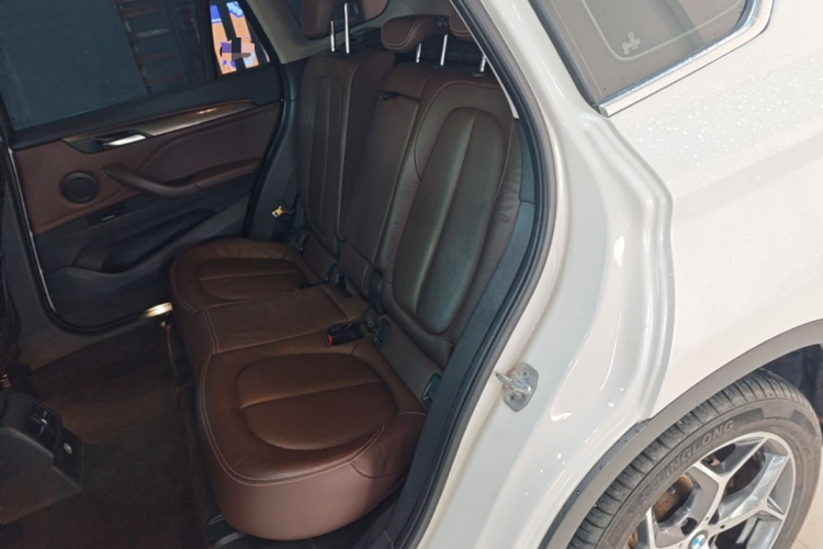 BMW X1 2018 #13 BMW X1 2018 car image #13