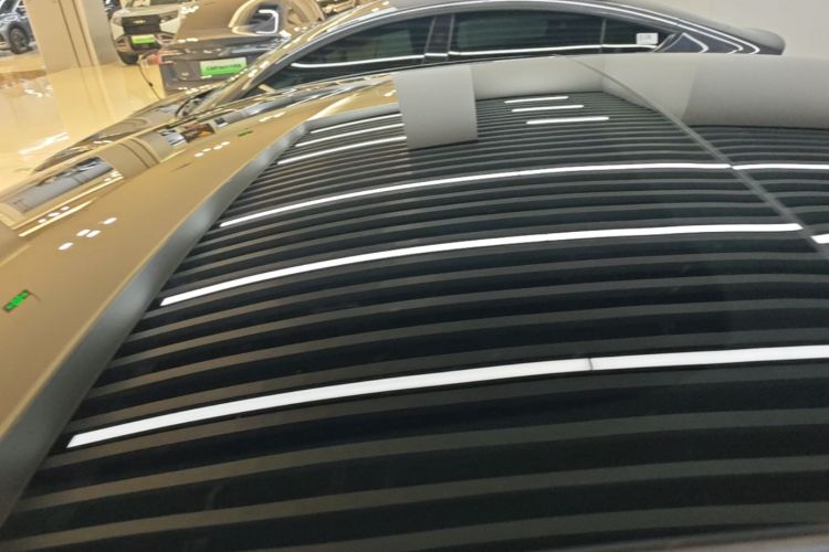 Tesla Model 3 2024 car image #25
