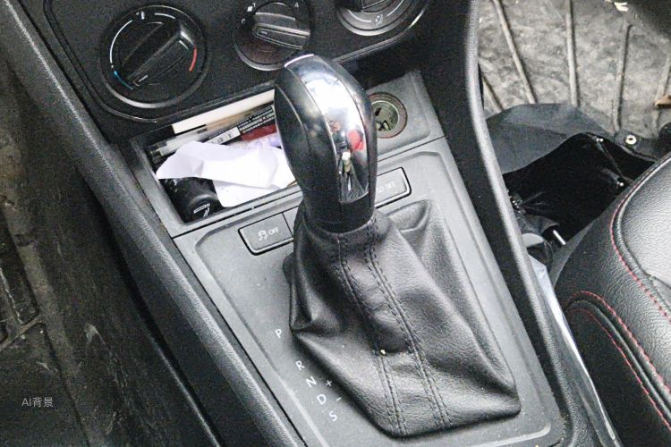 Volkswagen Lavida 2018 car image #16