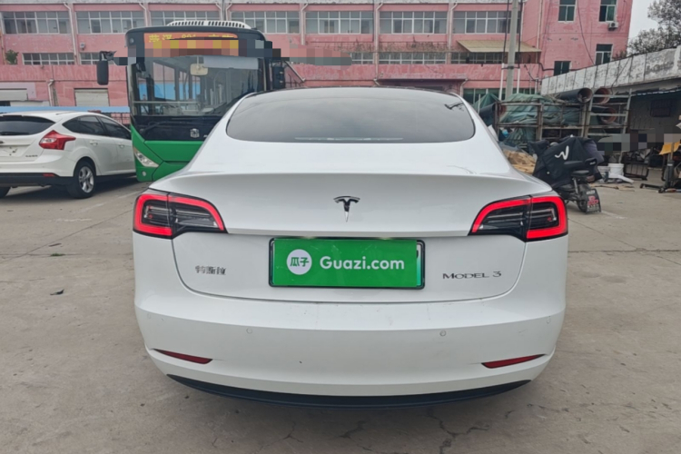Tesla Model 3 2021 car image #6