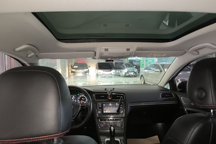 Volkswagen Golf 2017 #18 Volkswagen Golf 2017 car image #18