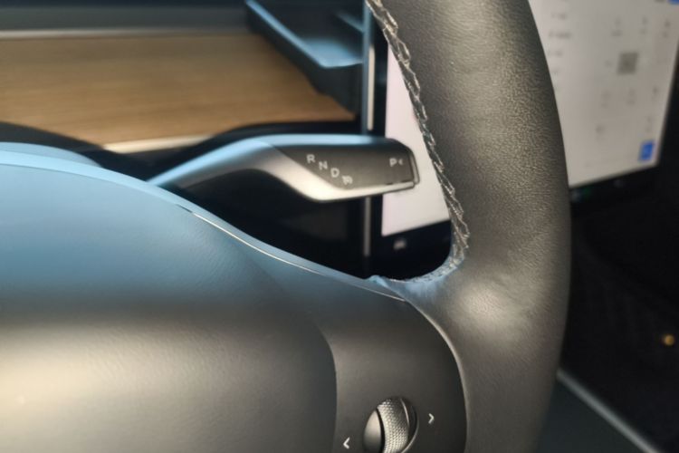 Tesla Model 3 2021 car image #14