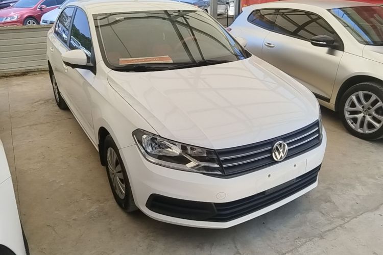 Volkswagen Santana 2022 car image #6