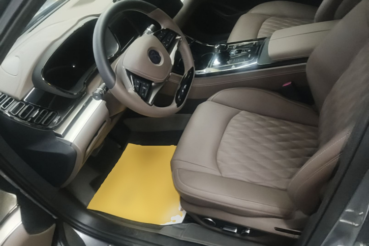 BYD Han 2022 immagine di auto #15