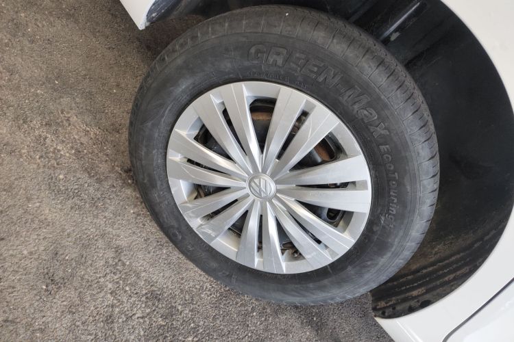 Volkswagen Santana 2022 car image #10