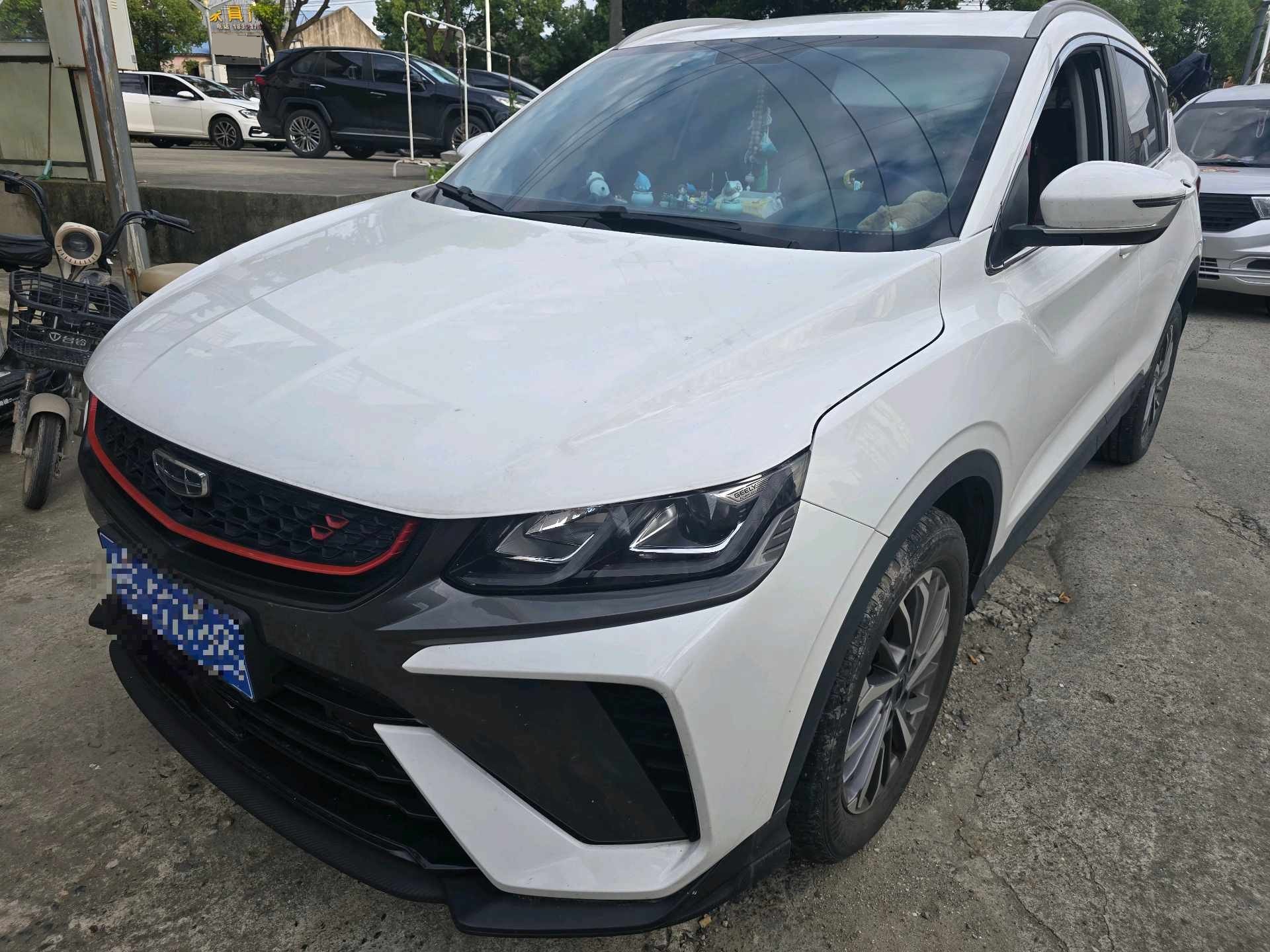 GEELY Coolray 2022 car image 