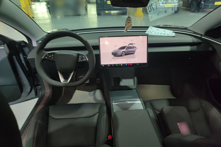 Tesla Model 3 2025 #11 Tesla Model 3 2025 car image #11