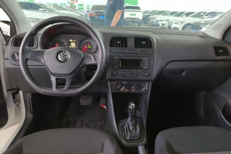 Volkswagen Polo 2016 #10 Volkswagen Polo 2016 car image #10
