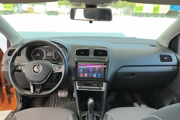 Volkswagen Polo 2017 #11 Volkswagen Polo 2017 car image #11