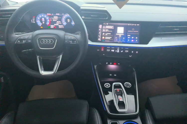 Audi A3 2025 immagine di auto #11