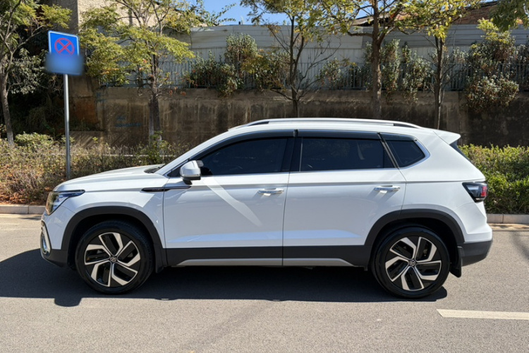 Volkswagen Tharu 2024 #5 Volkswagen Tharu 2024 immagine di auto #5